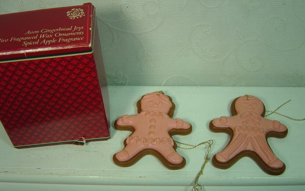 2 VINTAGE AVON FRAGRANCED WAX GINGERBREAD JOYS ORNAMENTS-1981